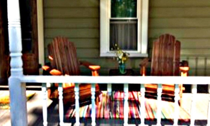 Narrowsburg House | Catskill Country Getaway house for rent