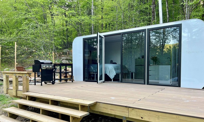 Long Eddy Apartment | Catskills Cabin-Grill, Fire Pit & Pet-Friendly