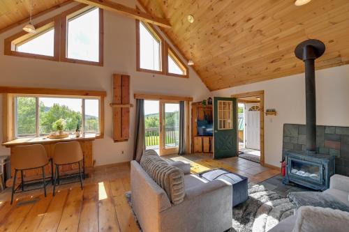 Hobart House | Catskills Cabin Rental with Hot Tub and Amazing Views!