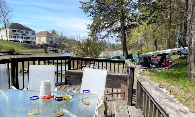 Athens House | Catskills Chic Lakehouse - Ski and Lake Retreat