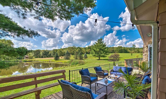 Harpersfield House | Catskills Farmhouse Getaway w/ Private Pond