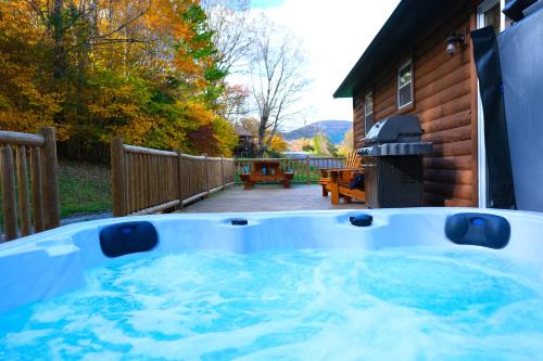 Roxbury House | Catskills Retreat Lodge