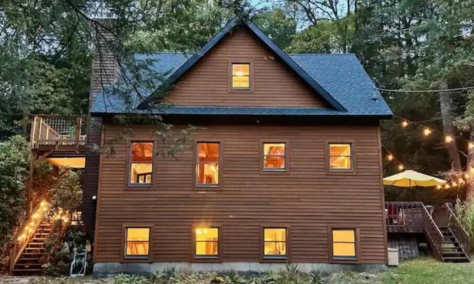 Samsonville House | Catskills Retreat on 10 Acres w/Private Creek