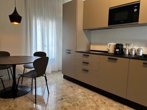 Caselle Apartment | Catullo Lounge and Rooms Near The Airport