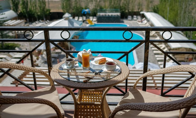 Yerevan Hotel | Caucasus Hotel