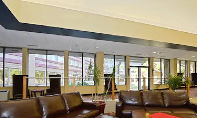 Lansing Hotel | Causeway Bay Hotel