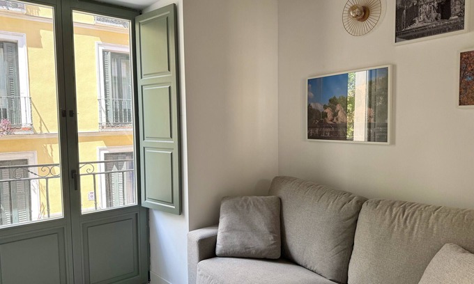 Embajadores Apartment | CavaBajaSuites 204 FUENTE DE NEPTUNO