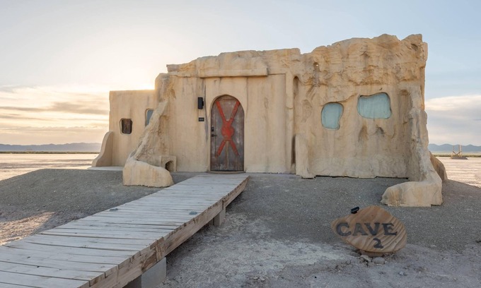 Beryl Junction House | Cave Lux 2