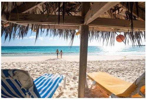 Governor's Harbour House | Cayo Loco home