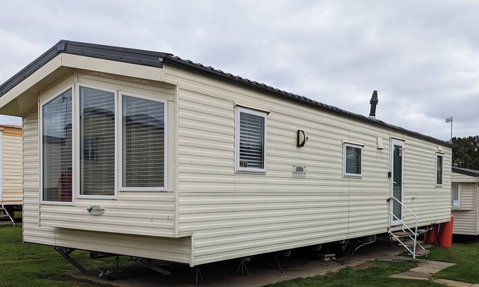 Cayton Bay Cabin | Cayton Caravan holidays