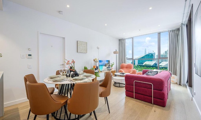 Chinatown Apartment | CBD sweet 3Br ChinaTown ICC & parking & Firework