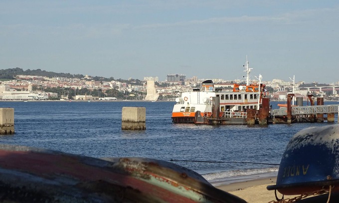 Trafaria Apartment | Cecílio's - where the Tagus meets the sea