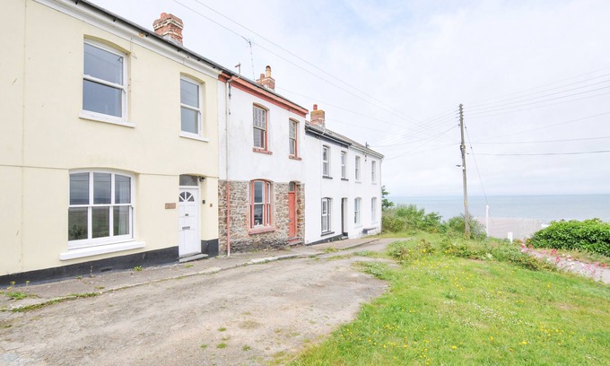 Westward Ho Cottage | CECILY COTTAGE, pet friendly, luxury holiday cottage in Westward Ho!