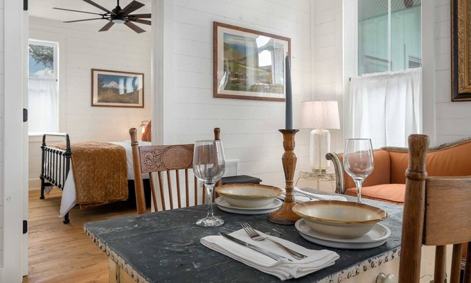 Driftwood Cabin | Cedar Break - Cabin E