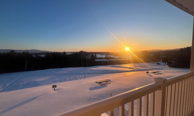 Weirs Beach Condo | Cedar Lodge 205 with Lake Views and Balcony