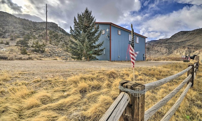 Cody Apartment | 'Cedar Mountain Hideout' By Cody Night Rodeo!