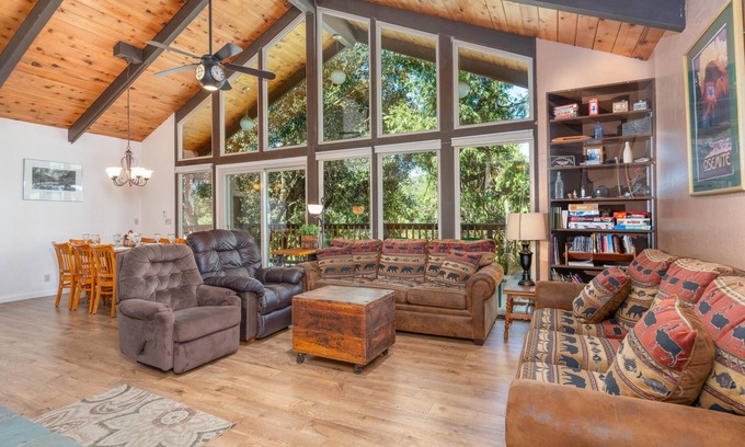 Yosemite Forks House | Cedar Mountain Lodge