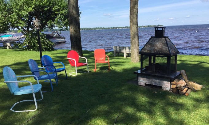 Prudenville Cottage | Cedar Oaks Lakeside Resort - Houghton Lake - Formally Ohana/Riviera Resort.
