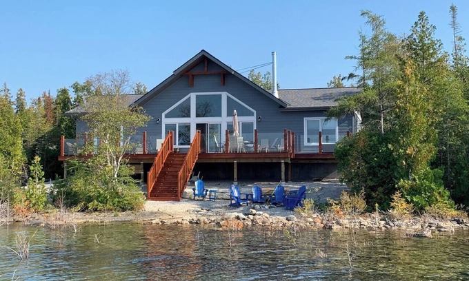 Tobermory House | Cedar Shoals Cottage