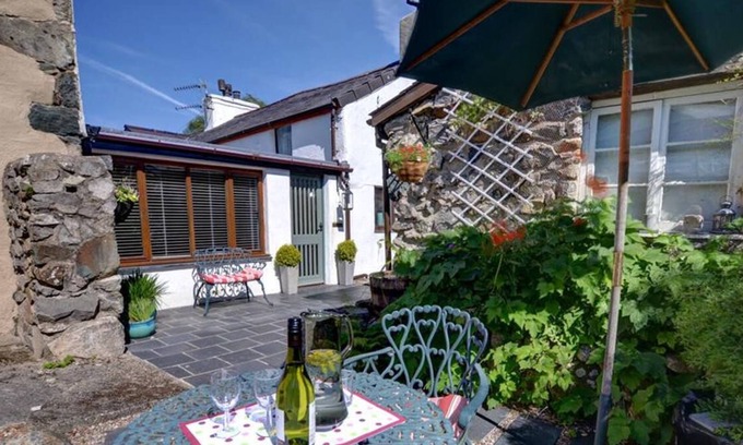 Cwm-y-glo House | Cefn Bwlch Bach in Caernarfon