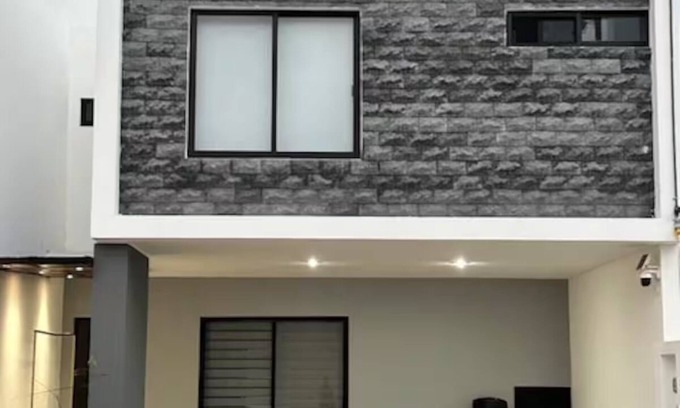 Centro House | CEIBA WOMAN'S HOUSE - 3 BEDROOMS, INDOOR POOL, WE INVOICE