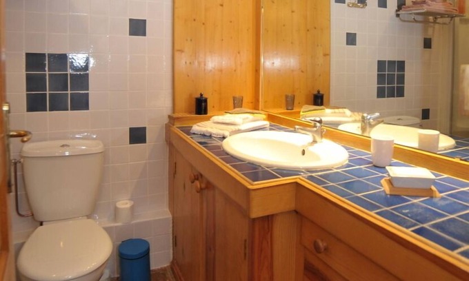 Chartres Cottage | - Cellar Chantault -