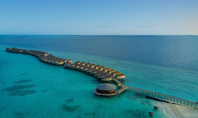 Giravaru Resort | Centara Ras Fushi Resort & Spa Maldives - Adults Only