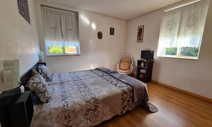 Oliveira do Bairro House | Centenária- Apartamento Duplo 201