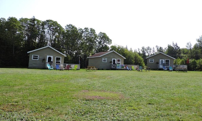 Brackley Beach House | Centennial Cottages