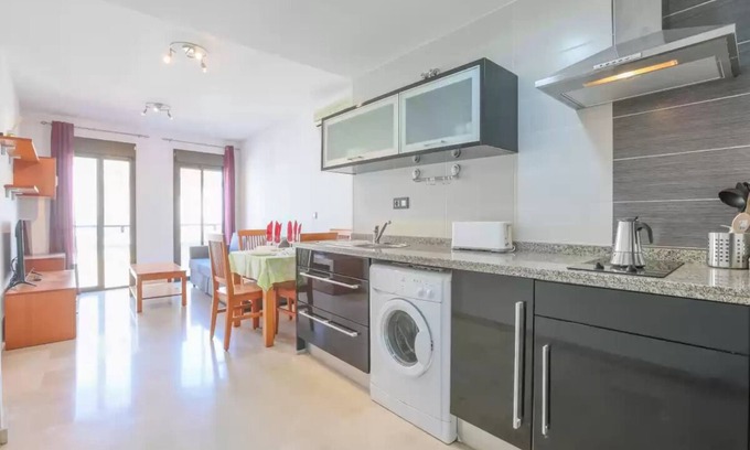 Dos Hermanas Apartment | Center: 1 room