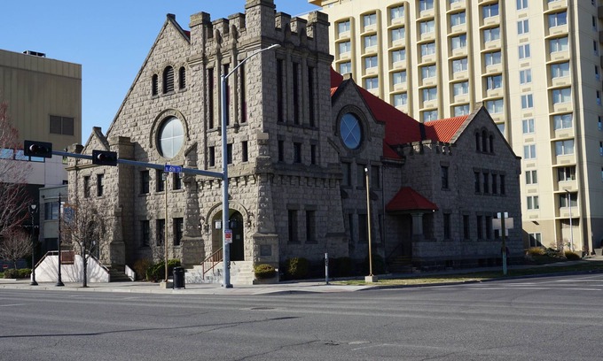 Brownstown Apartment | Center Apt 204 Historical church 1908