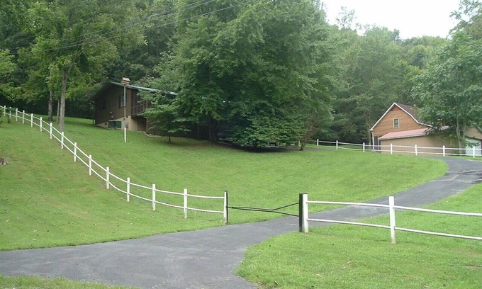 Smithville Cabin | Center Hill Lake - Holmes Creek Cabin - Half Mile From Boat Launch