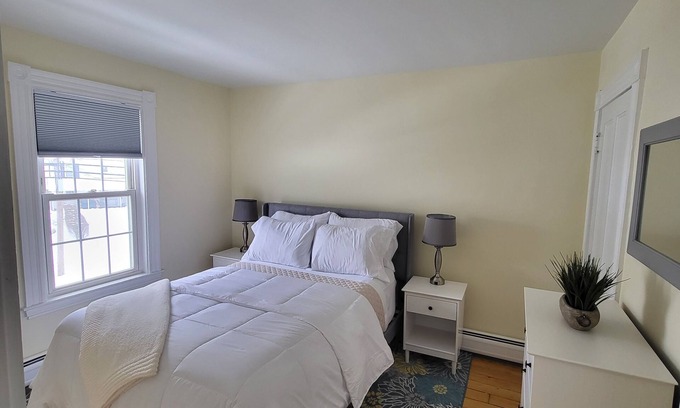 Lenox Apartment | Center of Lenox, cozy Apartment 2-bedroom REVIEWS https:/abnb.me/kcBk7oCR6xb