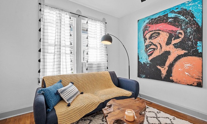 Little Italy Apartment | Center of Little Italy #1