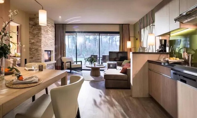 Curcay-sur-Dive House | Center Parcs - Domaine Le Bois aux Daims - 2 Room Cottage 2 People VIP