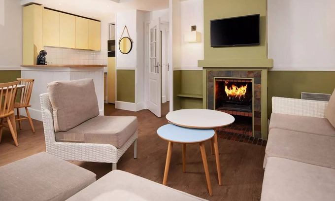 Chamouille House | Center Parcs - Lac d'Ailette ski area - 4 Room Cottage 6 People Premium Lakeside
