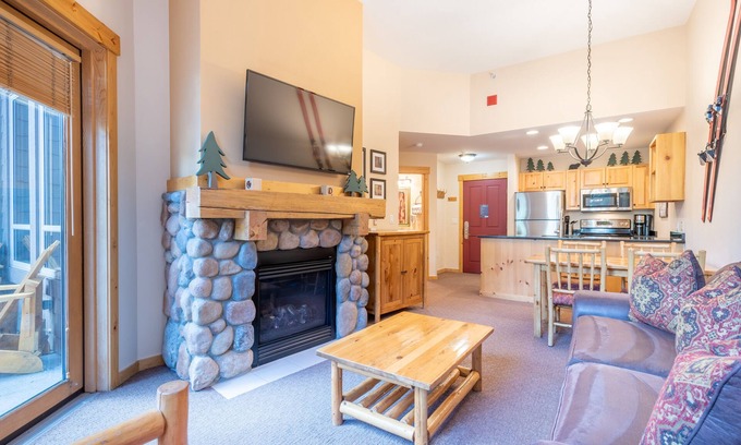 Copper Mountain Village Condo | Center Village One Bedroom, Free Wifi, Free Underground Parking