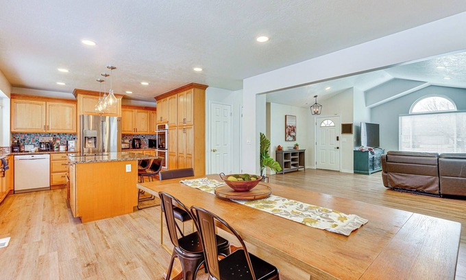 Centerville House | Centerville Family Home w/Yard < 6 Mi to Lagoon!