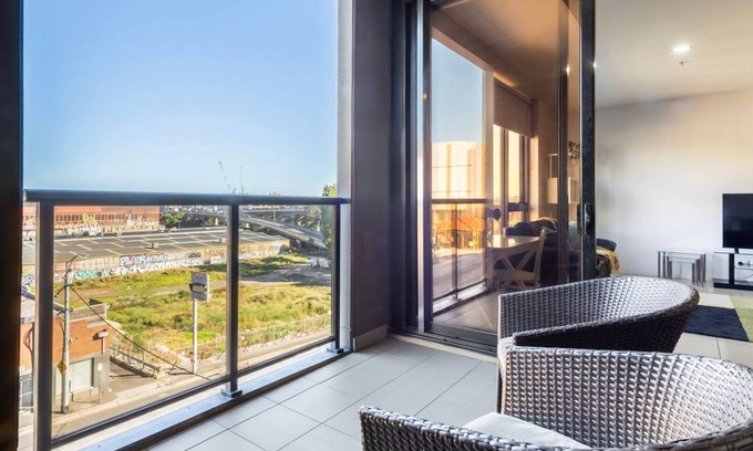 North Melbourne Apartment | Central 2-Bedroom Apt with Parking in North Melbourne