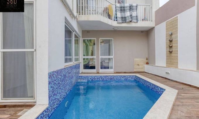 Tal-Ibrag Apartment | Central 4BR, massive APT with private POOL & BBQ