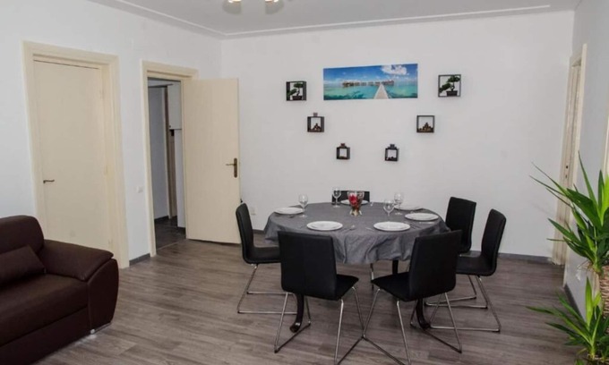 Bucharest City-Centre House | Central Apartment Bucharest