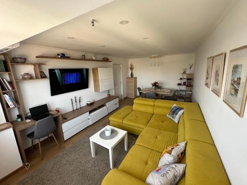 Carei Apartment | Central apartment