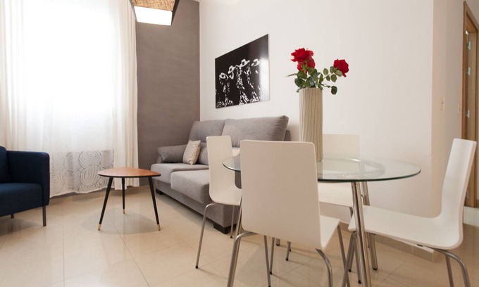 La Florida House | Central apartment with charm.