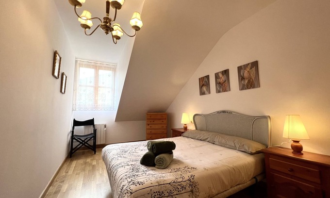 Rialp Apartment | CENTRAL APARTMENT WITH PARKING - RIALP