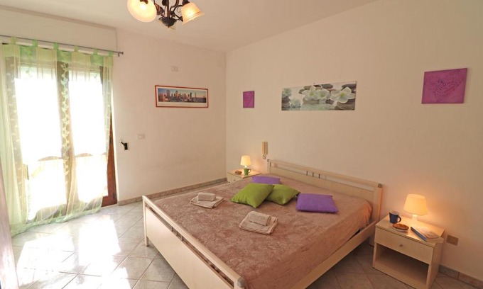 Otranto Apartment | Central Apartment With Wi-fi, Air Conditioning And Balcony; Pets Allowed
