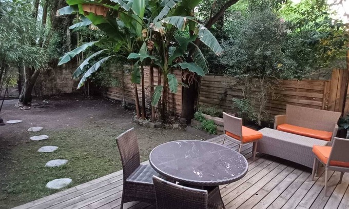 Saint-Michel - Nansouty - Saint-Genes House | Central Bordeaux stone townhouse with garden🪴