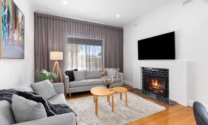Mount Gambier House | Central Character Mount Gambier Home
