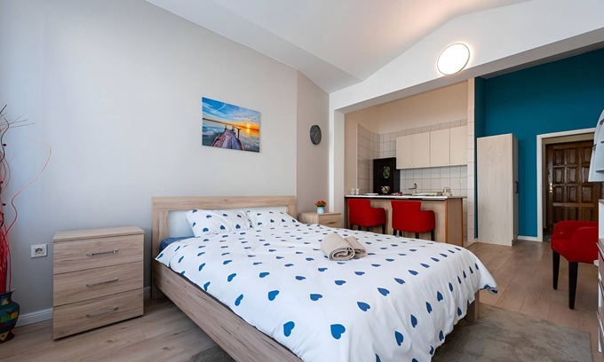 Downtown Apartment | Central City Apartments – Walk to Everything!