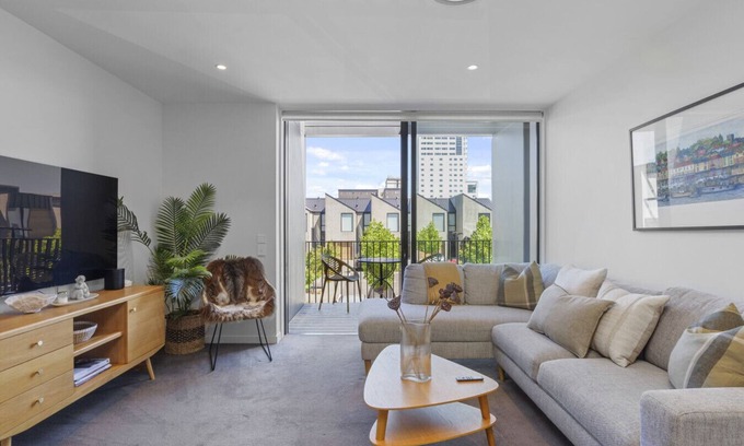 Christchurch City Centre Apartment | Central City Latimer