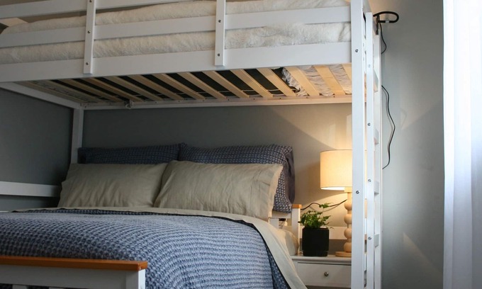 Hamilton House | Central Comfort for a Family or Work Wind Down